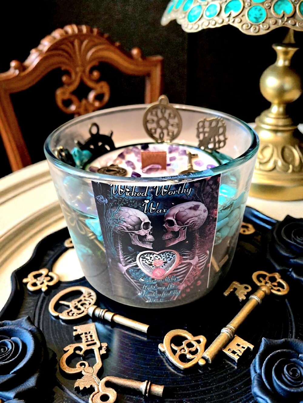 Hand Crafted , Wicked Worthy Wax, Keymaster 16 oz encapsulated resin candle - Picture 6 of 7